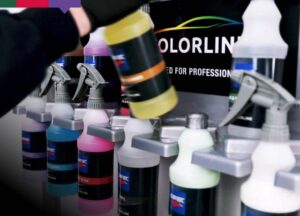 Wandhouder voor flacons 0,5l + 12×0,5l  poets-/reinigingsset – Cartec Colorline