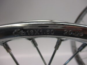 Velg achter – Compleet opbouwset: Aluminium velg + A-kwaliteit spaken – 16″x1,60