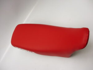 Buddy/Zadel - Rood + wit "HONDA"