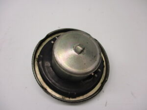Benzinetankdop (incl. ontluchtingsnippel) - Zwart (gebruikt, in goede staat) - Afbeelding 2