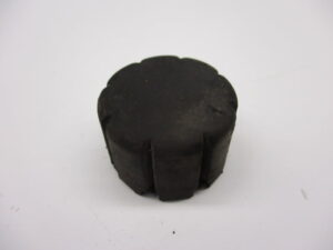 Benzinetank, rubber - Bevestiging voorkant