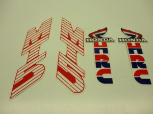 Stickerset tank - "HRC MT5" Wit/rood - 230mm