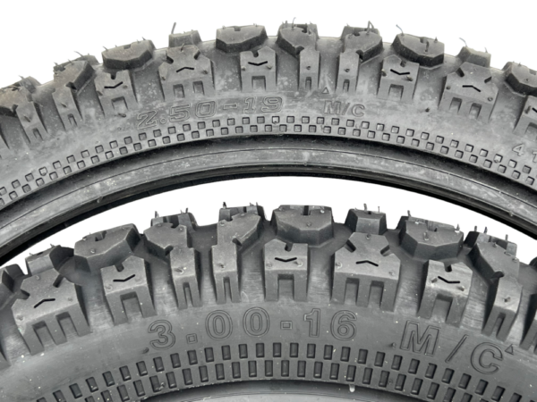 Bandenset – Servis Bridgestone Trial Wing 8 – 2.50×19 + 3.00×16