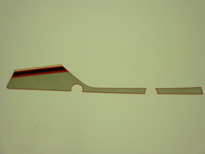 Sticker achterkap rechts - Zwart/rood/wit/grijs - model '83-'84, R110 Monza Red