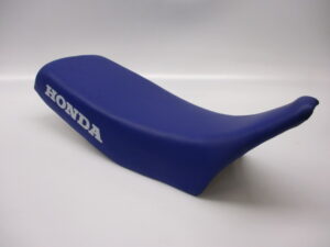 Buddy/Zadel - Blauw + wit "HONDA" (opnieuw bekleed)
