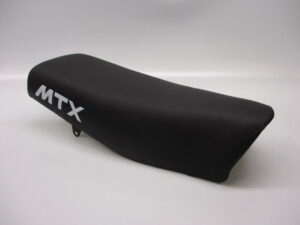Buddy/Zadel - Zwart + wit "MTX" (opnieuw bekleed)