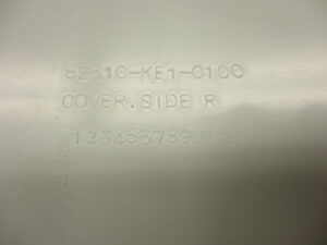 Zijkap rechts - Kleur: Shasta White (NH138) - model Japan [NOS] - Afbeelding 2