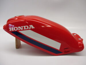 Benzinetank - Rood - model '79-'83