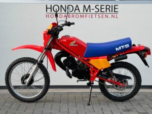 Honda MT5 R119 1985 Nieuw