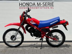 Splinternieuwe Honda MT5 1986 R134 incl. Kenteken