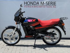 Waanzinnig mooie volledig orig. Honda MBX50 LC SW Rainbow