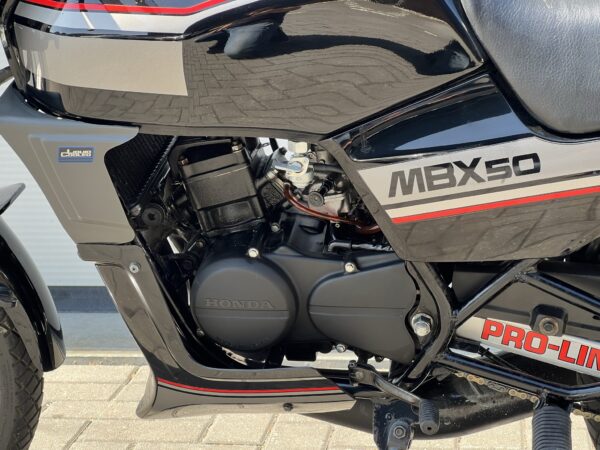 Schitterende volledig originele Snelle Honda MBX50 LC - Afbeelding 8