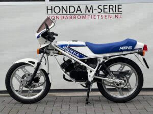 Honda MB5 AC01 NH138 1991