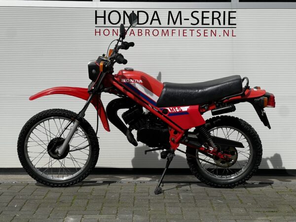 Honda MT5 AD01