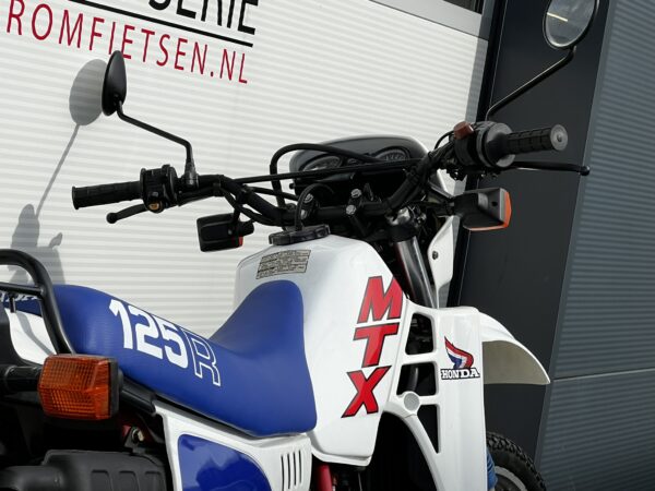 Honda MTX125 RII JD05 - Afbeelding 8