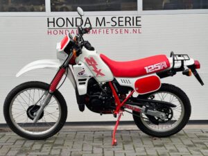 Honda MTX125R JD05 volledig nieuw en gerestaureerd