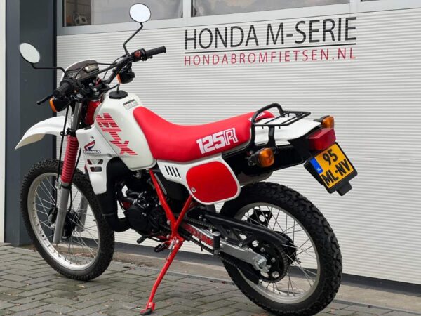 Honda MTX125R JD05 volledig nieuw en gerestaureerd - Afbeelding 6