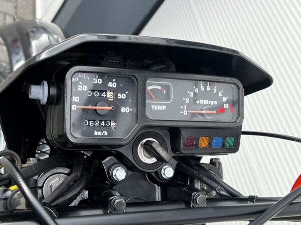 Prachtige Honda MTX75R - Afbeelding 15