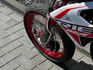 Rieju MRT 50 SM TROPHY NIEUW - Afbeelding 11