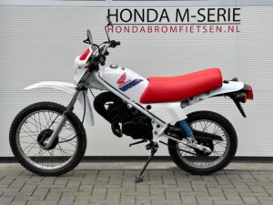 Honda MT5 AD01 1990 (550)