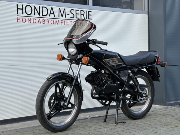 Schitterende volledig nieuw opgebouwde en gerestaureerde Honda MB50 JPS - Afbeelding 2