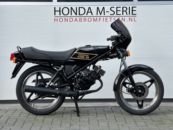 Schitterende volledig nieuw opgebouwde en gerestaureerde Honda MB50 JPS - Afbeelding 9