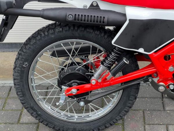 Splinternieuw gebouwde Honda MT5 jubileum - Afbeelding 4