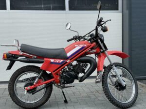 Honda MT8 - Afbeelding 2