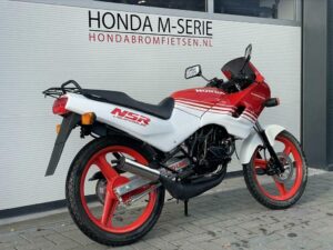 Honda NSR50 type 1 met 29 km! - Afbeelding 16