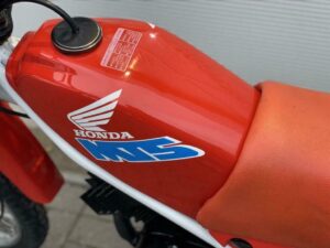 Super mooie originele Honda MT5 1990 - Afbeelding 10