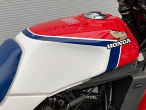 Schitterende volledig originele Honda MBX125F JC10 - Afbeelding 6