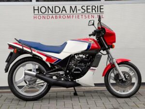 Schitterende volledig originele Honda MBX125F JC10 - Afbeelding 2