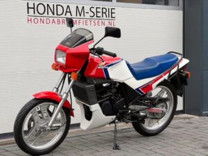 Schitterende volledig originele Honda MBX125F JC10 - Afbeelding 18