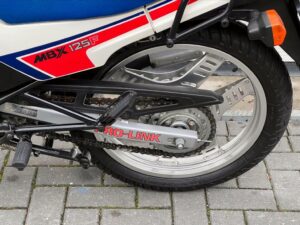 Schitterende volledig originele Honda MBX125F JC10 - Afbeelding 12