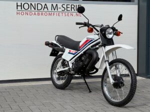 Mooie gerestaureerde Honda MT8 HD02 - Afbeelding 7