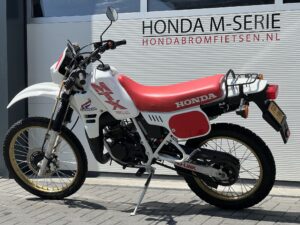 Honda MTX R2 met 50CC blok en bromfiets kenteken - Afbeelding 5