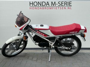 Honda MB5 AC01 1986