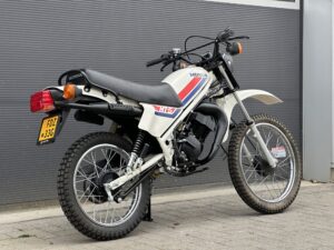 Super mooie originele Honda MT5 NH24 - Afbeelding 6