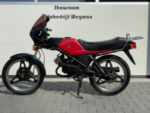 Honda MB5 (AC01)