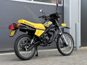 Schitterende met originele NOS delen gerestaureerde Honda MT5 - Afbeelding 5