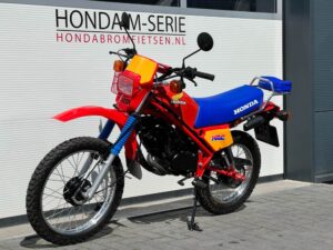Schitterende mooie Old Skool Honda MT8 - Afbeelding 6