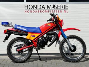 Schitterende mooie Old Skool Honda MT8 - Afbeelding 15