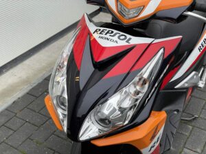 Honda NSC50R Repsol 2013 - Afbeelding 11
