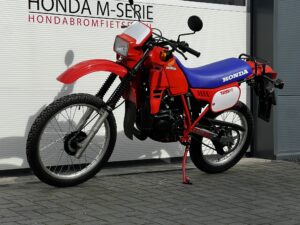 In zeer goede staat verkerende Honda MTX125R JD05 - Afbeelding 4