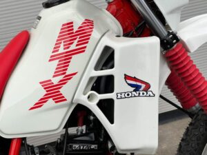 Honda MTX125R JD05 volledig nieuw en gerestaureerd - Afbeelding 11