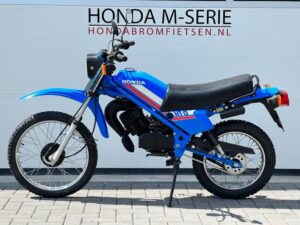 Zeer mooie originele Honda MT8 1980 met 10.000 km! HD02