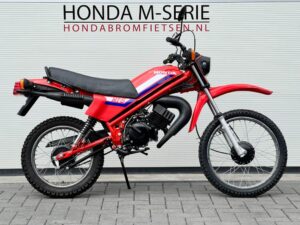 Honda MT5 nieuw gebouwd (AD01) - Afbeelding 2