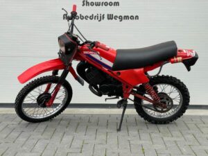 Honda MT8 HD02