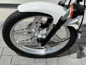 Deels gerestaureerd Zwitserse Honda MBX50 SW LC Rothmans Blauw - Afbeelding 16
