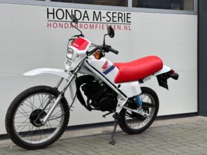 Honda MT5 AD01 1990 (550) - Afbeelding 3